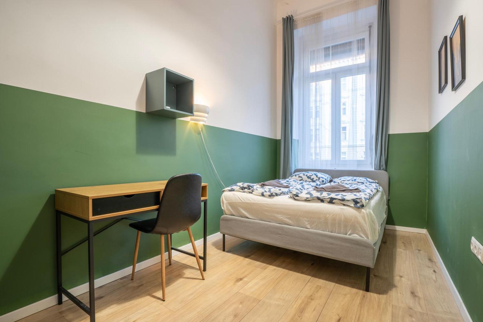 4-Bedroom Comfort Apartment In The Citycenter F38 — Photos 3